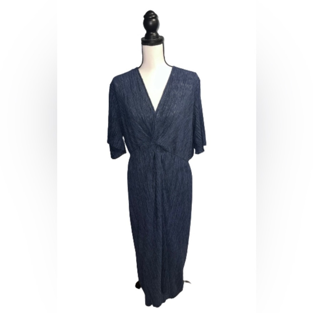 Navy dress